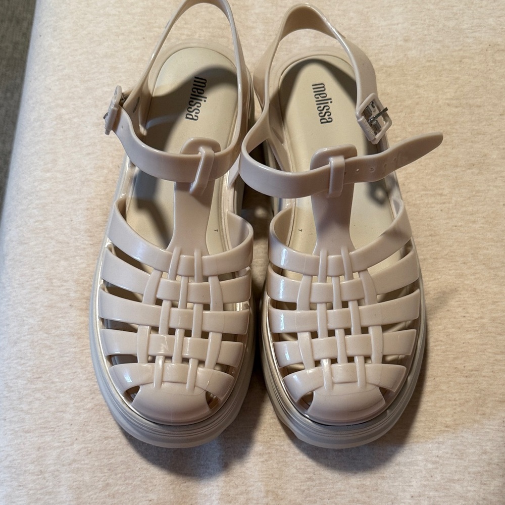 PLATFORM MELISSA SANDALS - SIZE 8